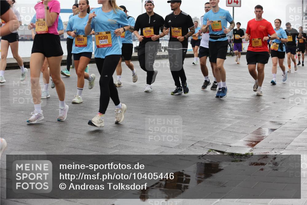 13.09.2026 - Kiel Lauf Andreas Tolksdorf http://msf.ph/oto/10405446 13.09.2026 11:06:53 Kiellinie 4154, 6861, 1, 39, 6764, 6766, 8239, 10400, 559, 2476, 12771 meine-sportfotos.de
