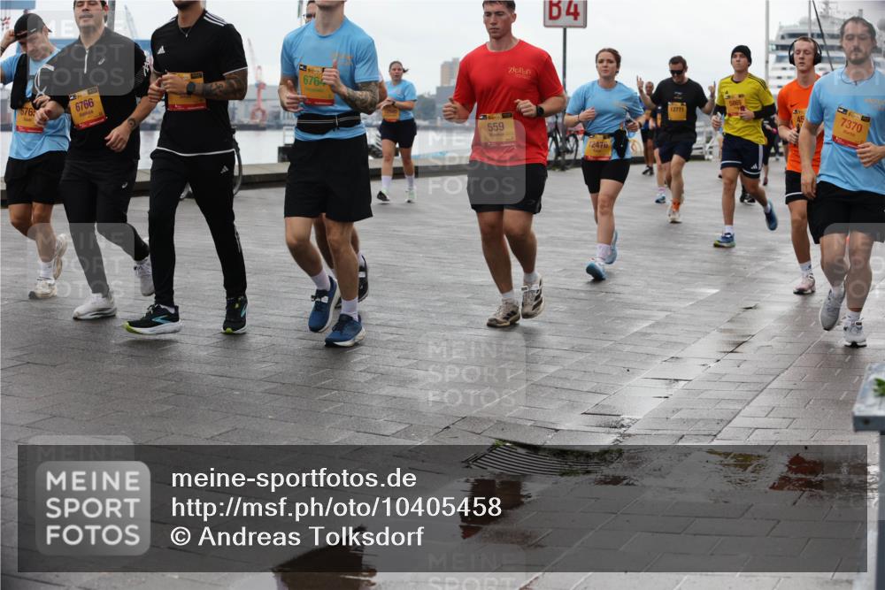 13.09.2026 - Kiel Lauf Andreas Tolksdorf http://msf.ph/oto/10405458 13.09.2026 11:06:54 Kiellinie 676, 6766, 39, 6764, 4, 39, 559, 12476, 12771, 5865, 7370 meine-sportfotos.de