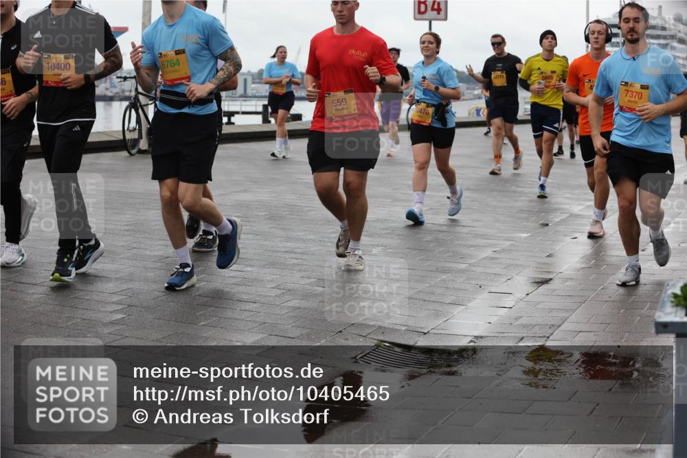 13.09.2026 - Kiel Lauf Andreas Tolksdorf http://msf.ph/oto/10405465 13.09.2026 11:06:55 Kiellinie 39, 10400, 38, 6764, 38, 559, 4, 12476, 12771, 5865, 7370 meine-sportfotos.de