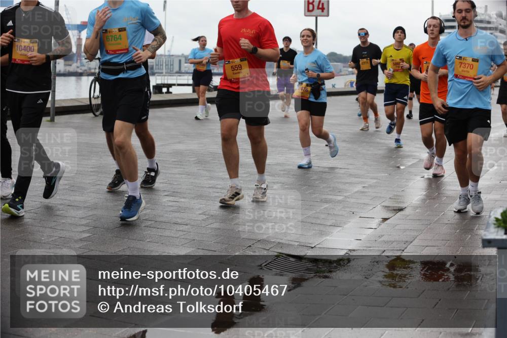 13.09.2026 - Kiel Lauf Andreas Tolksdorf http://msf.ph/oto/10405467 13.09.2026 11:06:55 Kiellinie 38, 10400, 1394, 6764, 38, 559, 19, 4, 2476, 38, 12771, 64, 5865, 7370 meine-sportfotos.de
