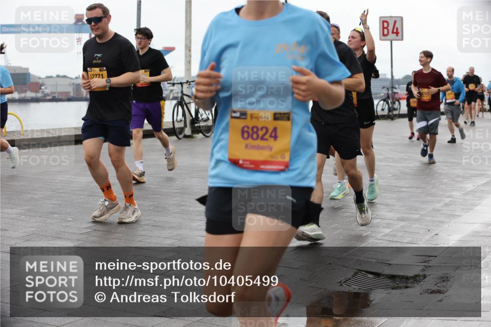 13.09.2026 - Kiel Lauf Andreas Tolksdorf http://msf.ph/oto/10405499 13.09.2026 11:06:59 Kiellinie 12771, 38, 6824, 4 meine-sportfotos.de