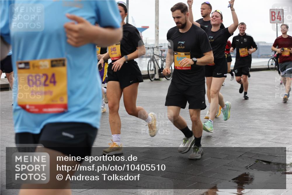 13.09.2026 - Kiel Lauf Andreas Tolksdorf http://msf.ph/oto/10405510 13.09.2026 11:06:59 Kiellinie 6824, 945, 38, 2413, 4, 5783 meine-sportfotos.de