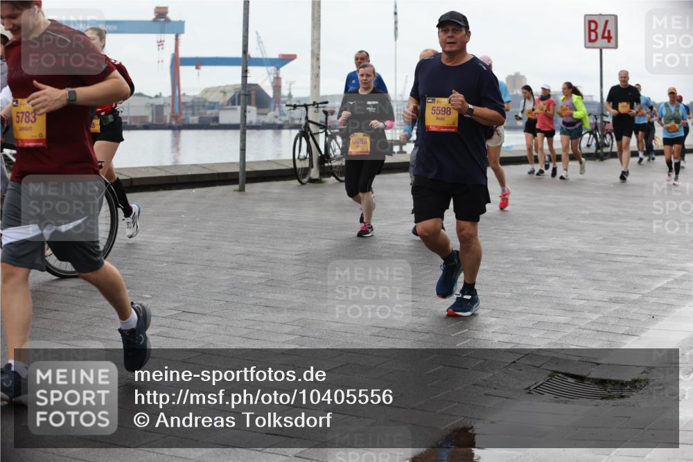 13.09.2026 - Kiel Lauf Andreas Tolksdorf http://msf.ph/oto/10405556 13.09.2026 11:07:03 Kiellinie 5783, 3, 12688, 5598, 4 meine-sportfotos.de