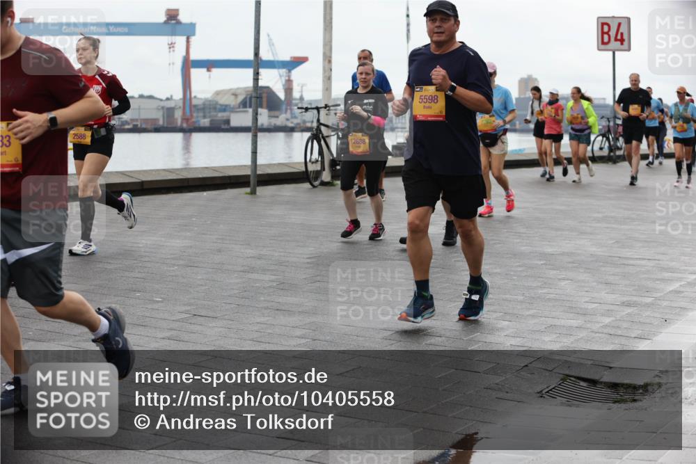 13.09.2026 - Kiel Lauf Andreas Tolksdorf http://msf.ph/oto/10405558 13.09.2026 11:07:03 Kiellinie 33, 2588, 31, 12688, 3, 5598, 4 meine-sportfotos.de