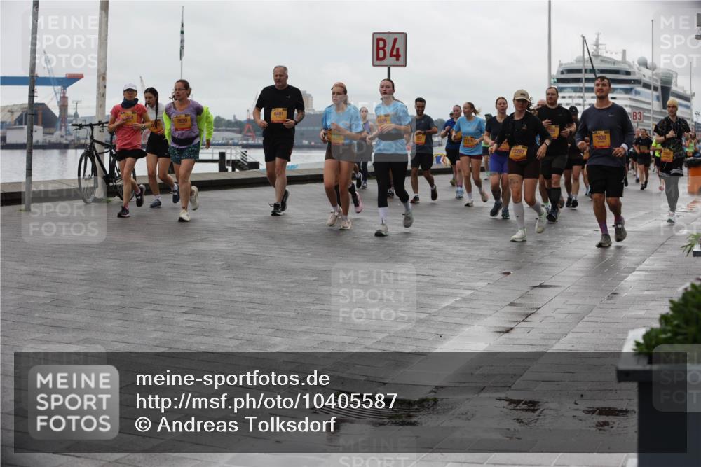13.09.2026 - Kiel Lauf Andreas Tolksdorf http://msf.ph/oto/10405587 13.09.2026 11:07:06 Kiellinie 164, 7630, 6481, 4, 6826, 12295, 7836, 3, 2 meine-sportfotos.de