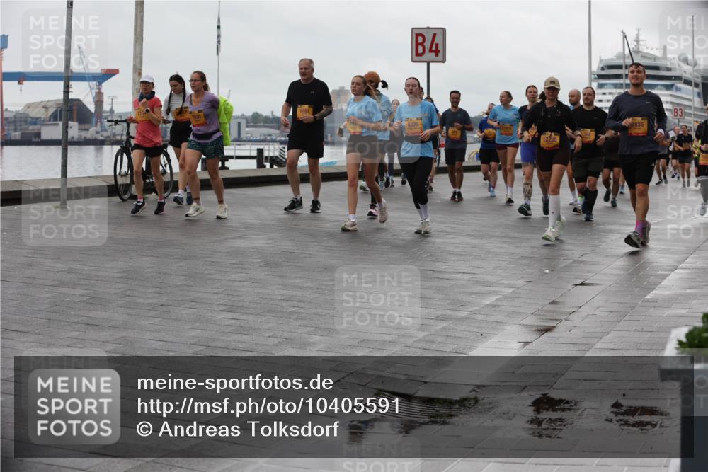 13.09.2026 - Kiel Lauf Andreas Tolksdorf http://msf.ph/oto/10405591 13.09.2026 11:07:06 Kiellinie 6481, 4, 6826, 11616, 12295, 38, 7836 meine-sportfotos.de