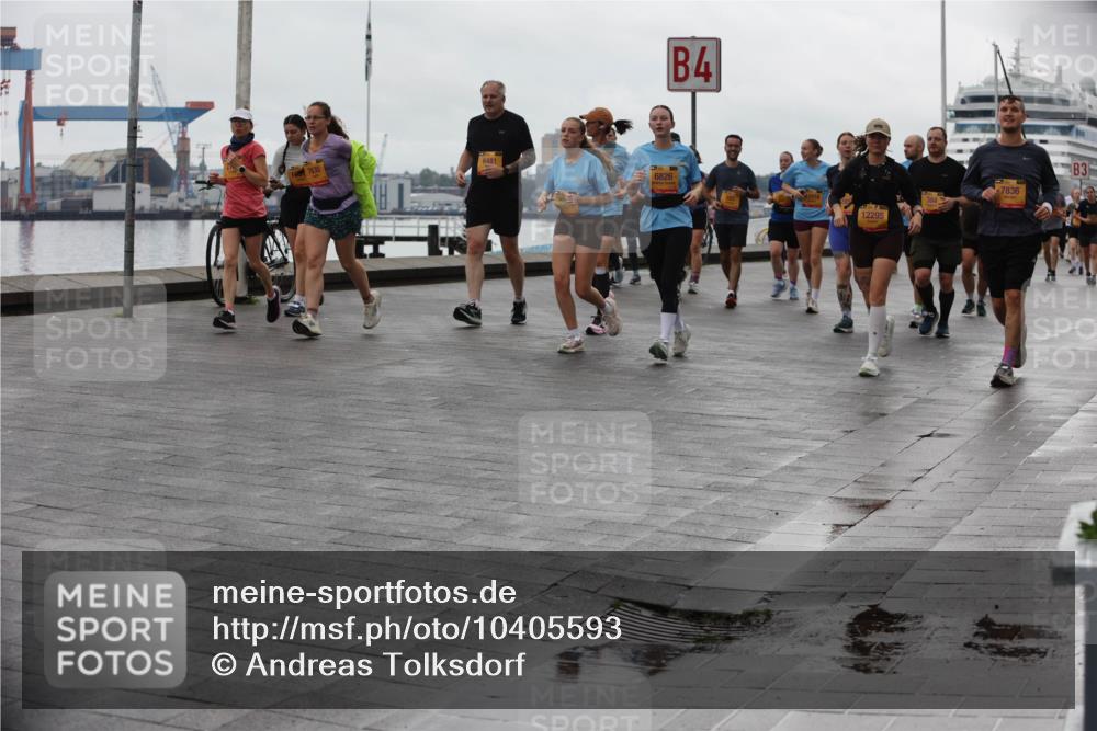 13.09.2026 - Kiel Lauf Andreas Tolksdorf http://msf.ph/oto/10405593 13.09.2026 11:07:06 Kiellinie 6481, 6826, 4, 1616, 12295, 7836, 3 meine-sportfotos.de