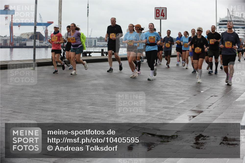 13.09.2026 - Kiel Lauf Andreas Tolksdorf http://msf.ph/oto/10405595 13.09.2026 11:07:07 Kiellinie 6481, 2164, 10, 7630, 6826, 4, 11613, 12295, 7836 meine-sportfotos.de