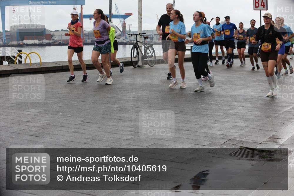 13.09.2026 - Kiel Lauf Andreas Tolksdorf http://msf.ph/oto/10405619 13.09.2026 11:07:08 Kiellinie 3, 7630, 64, 1840, 6826, 4, 12295 meine-sportfotos.de