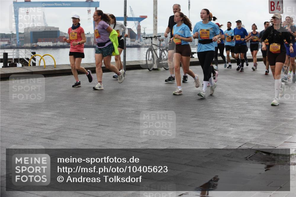 13.09.2026 - Kiel Lauf Andreas Tolksdorf http://msf.ph/oto/10405623 13.09.2026 11:07:08 Kiellinie 2164, 38, 6826, 4, 12295 meine-sportfotos.de