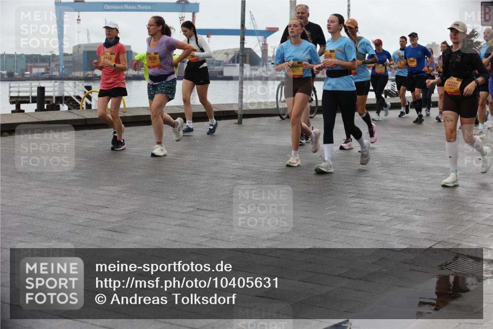 13.09.2026 - Kiel Lauf Andreas Tolksdorf http://msf.ph/oto/10405631 13.09.2026 11:07:08 Kiellinie 2164, 7630, 6826, 12295 meine-sportfotos.de