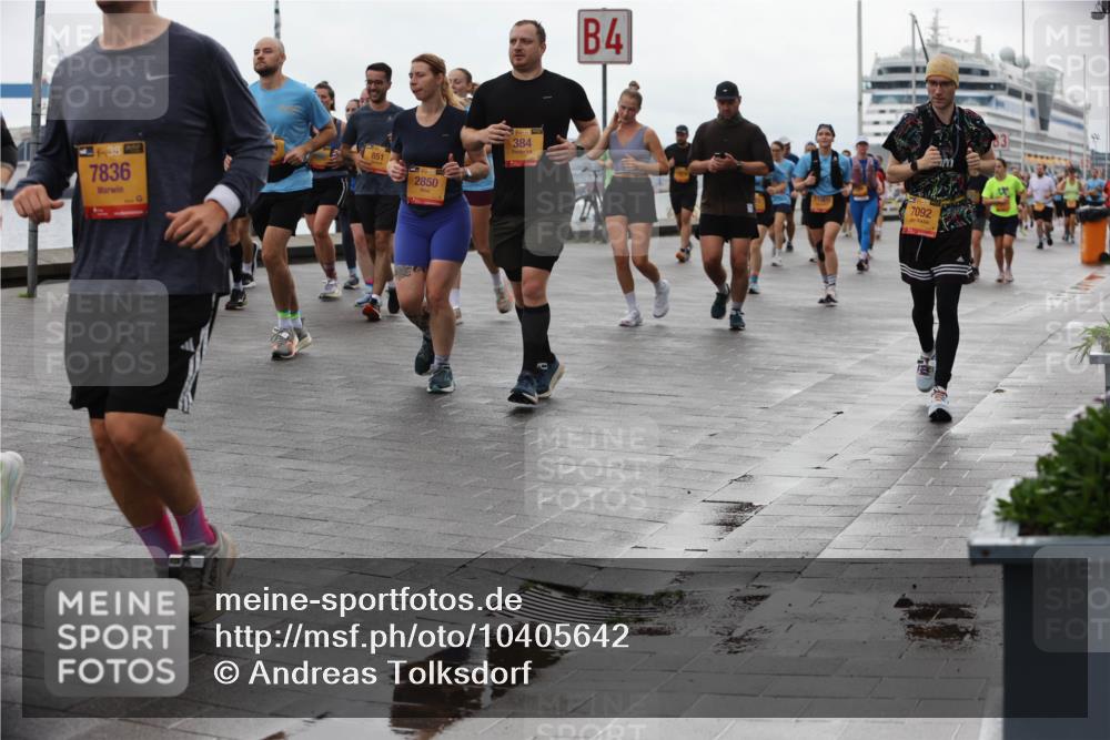 13.09.2026 - Kiel Lauf Andreas Tolksdorf http://msf.ph/oto/10405642 13.09.2026 11:07:10 Kiellinie 1, 39, 7836, 851, 2850, 384, 4, 7092 meine-sportfotos.de
