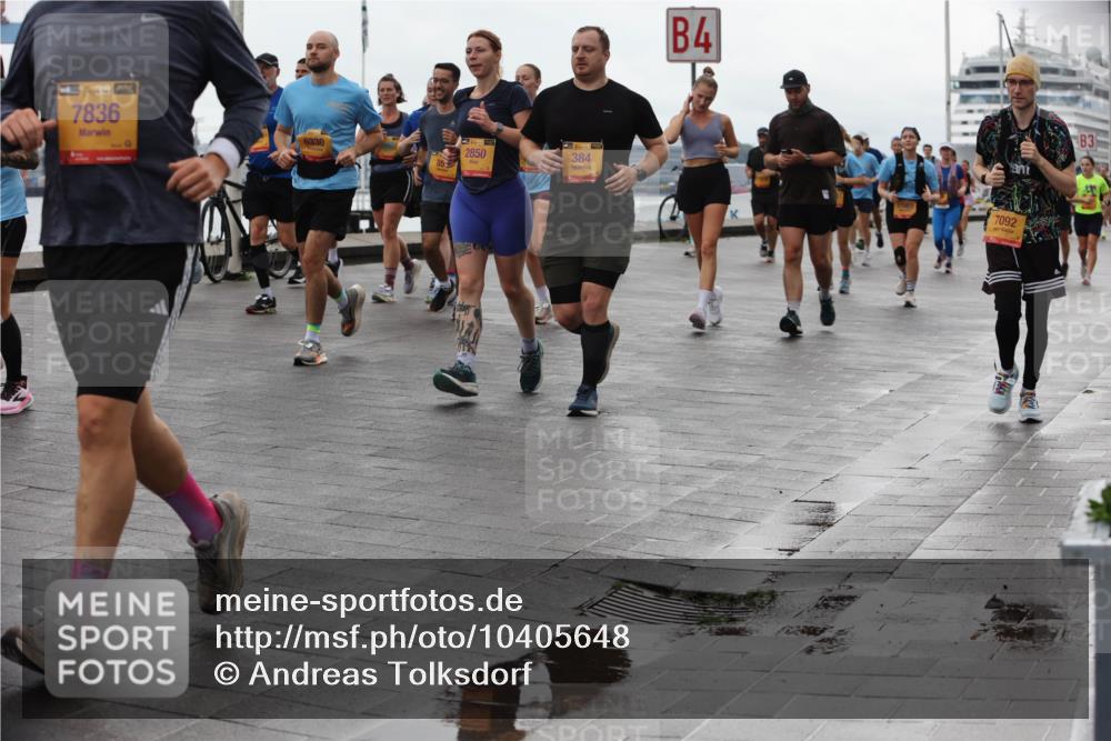 13.09.2026 - Kiel Lauf Andreas Tolksdorf http://msf.ph/oto/10405648 13.09.2026 11:07:10 Kiellinie 1, 35, 7836, 6330, 2850, 1439, 384, 4, 7092, 3 meine-sportfotos.de