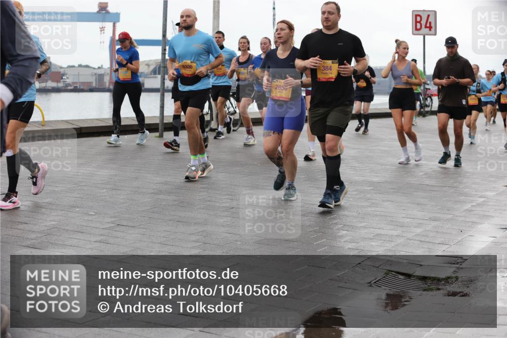 13.09.2026 - Kiel Lauf Andreas Tolksdorf http://msf.ph/oto/10405668 13.09.2026 11:07:11 Kiellinie 38, 6330, 2856, 38, 384, 4, 119 meine-sportfotos.de