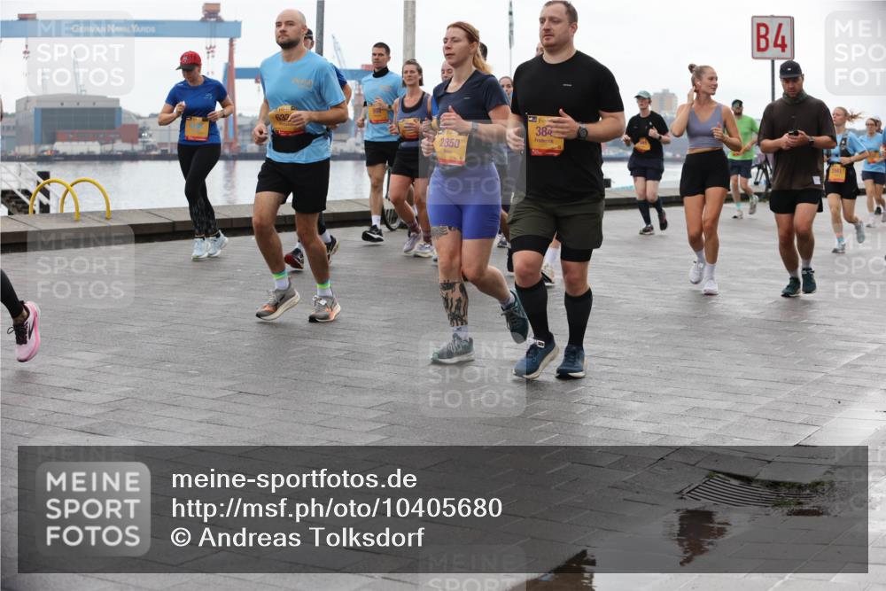 13.09.2026 - Kiel Lauf Andreas Tolksdorf http://msf.ph/oto/10405680 13.09.2026 11:07:11 Kiellinie 3, 2850, 38, 4, 2941 meine-sportfotos.de
