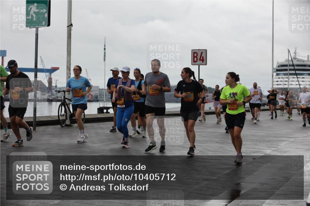13.09.2026 - Kiel Lauf Andreas Tolksdorf http://msf.ph/oto/10405712 13.09.2026 11:07:18 Kiellinie 12615, 8322, 1000, 4, 365 meine-sportfotos.de