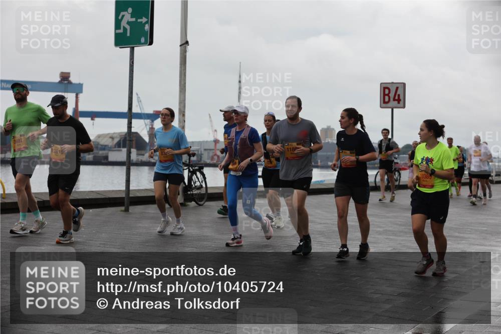 13.09.2026 - Kiel Lauf Andreas Tolksdorf http://msf.ph/oto/10405724 13.09.2026 11:07:18 Kiellinie 3697, 12615, 118, 4, 10365 meine-sportfotos.de