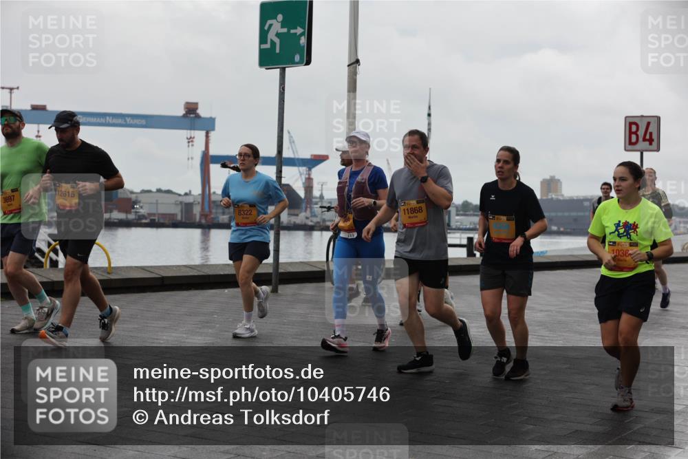 13.09.2026 - Kiel Lauf Andreas Tolksdorf http://msf.ph/oto/10405746 13.09.2026 11:07:19 Kiellinie 3697, 12615, 3, 8322, 11868, 4, 38, 1036 meine-sportfotos.de