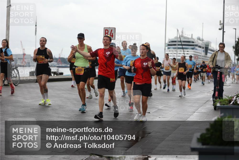 13.09.2026 - Kiel Lauf Andreas Tolksdorf http://msf.ph/oto/10405794 13.09.2026 11:07:29 Kiellinie 11540, 1694, 4, 2036, 83 meine-sportfotos.de