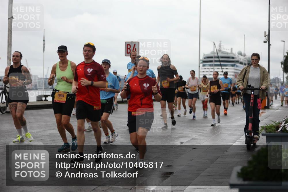 13.09.2026 - Kiel Lauf Andreas Tolksdorf http://msf.ph/oto/10405817 13.09.2026 11:07:29 Kiellinie 11540, 1694, 2026, 2036, 6227, 742 meine-sportfotos.de