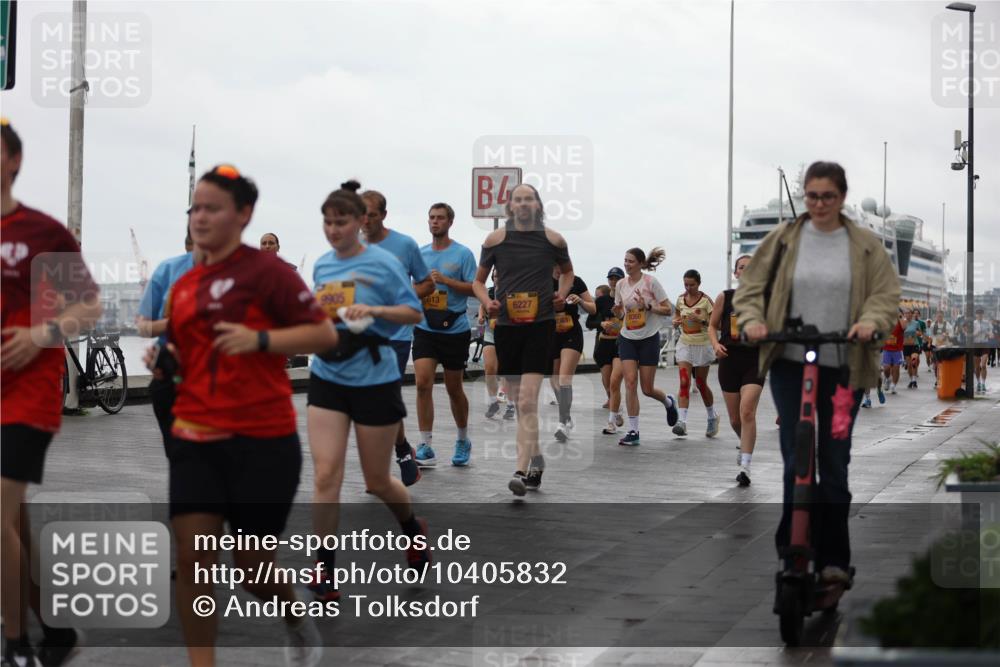 13.09.2026 - Kiel Lauf Andreas Tolksdorf http://msf.ph/oto/10405832 13.09.2026 11:07:31 Kiellinie 4, 9905, 613, 6227, 8363, 8360 meine-sportfotos.de