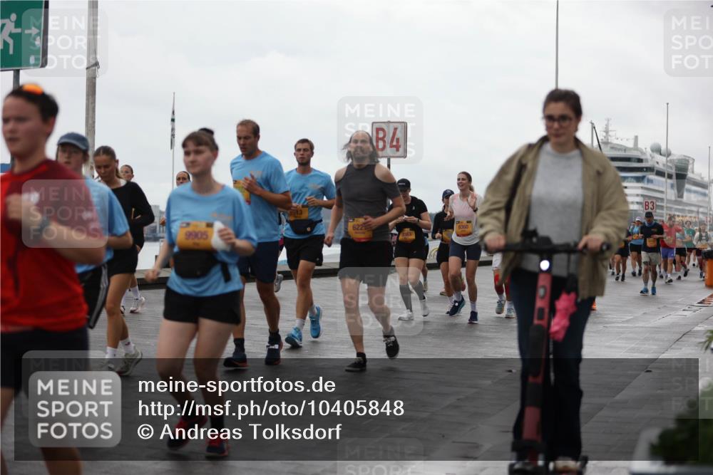 13.09.2026 - Kiel Lauf Andreas Tolksdorf http://msf.ph/oto/10405848 13.09.2026 11:07:31 Kiellinie 4, 9905, 622, 363, 8360, 3 meine-sportfotos.de