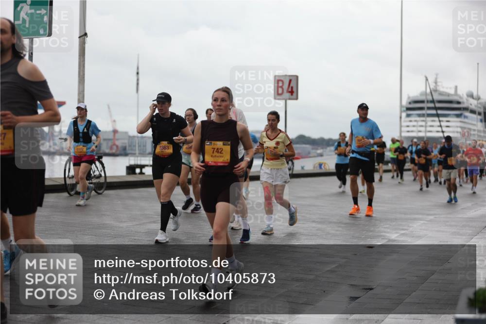 13.09.2026 - Kiel Lauf Andreas Tolksdorf http://msf.ph/oto/10405873 13.09.2026 11:07:33 Kiellinie 27, 8363, 1172, 742, 4 meine-sportfotos.de