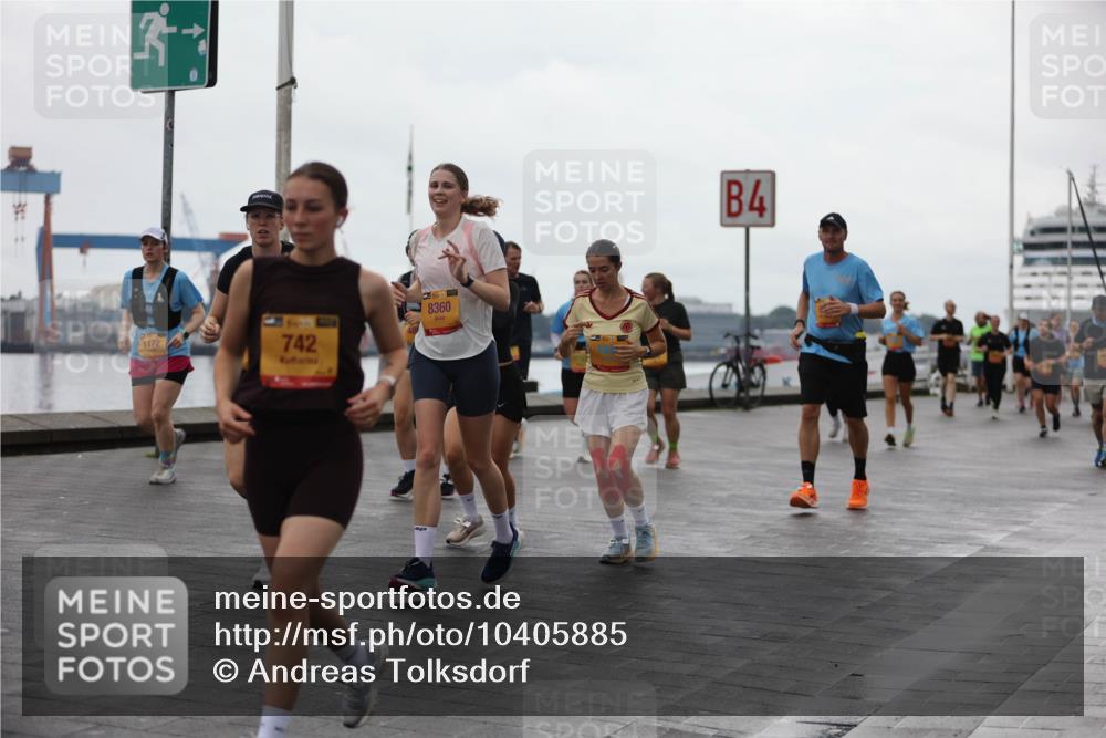13.09.2026 - Kiel Lauf Andreas Tolksdorf http://msf.ph/oto/10405885 13.09.2026 11:07:34 Kiellinie 1172, 8360, 742, 4 meine-sportfotos.de