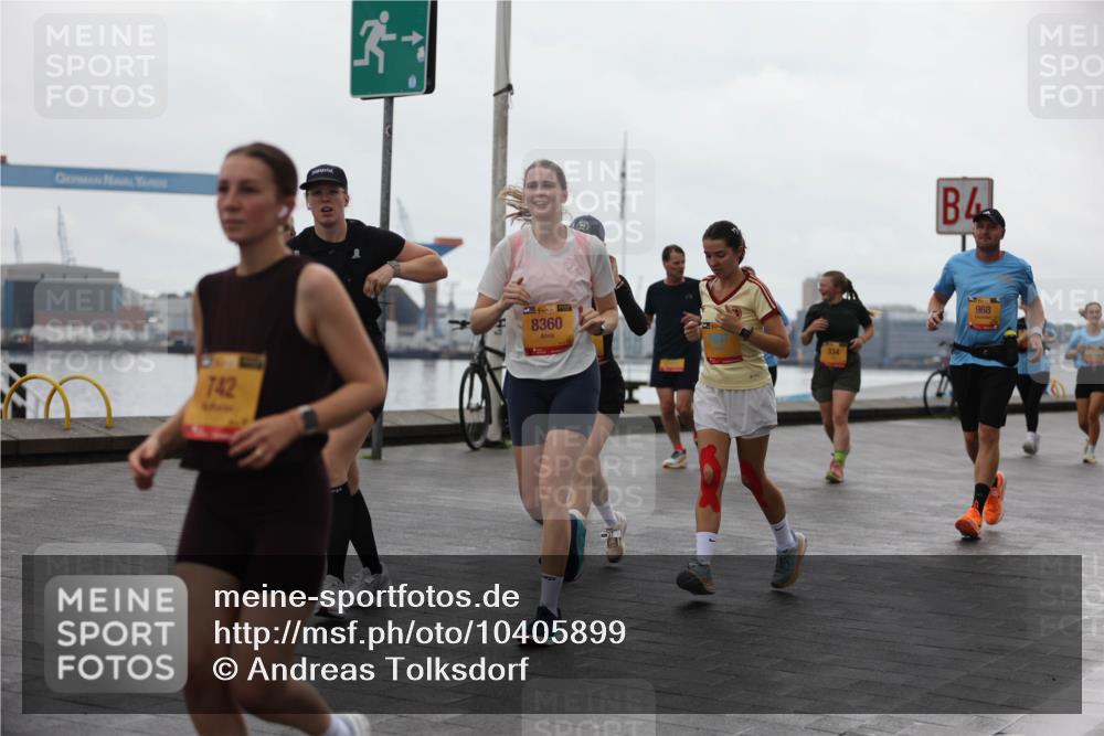 13.09.2026 - Kiel Lauf Andreas Tolksdorf http://msf.ph/oto/10405899 13.09.2026 11:07:35 Kiellinie 742, 4, 139, 8360, 968 meine-sportfotos.de