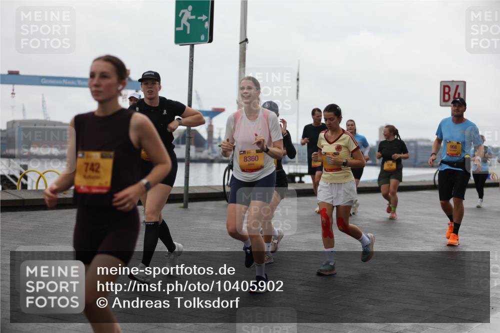 13.09.2026 - Kiel Lauf Andreas Tolksdorf http://msf.ph/oto/10405902 13.09.2026 11:07:35 Kiellinie 742, 39, 8360, 334, 968 meine-sportfotos.de