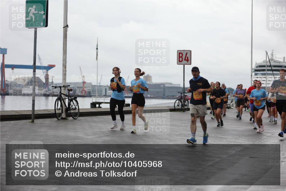 13.09.2026 - Kiel Lauf Andreas Tolksdorf http://msf.ph/oto/10405968 13.09.2026 11:07:39 Kiellinie 3166, 4, 5470, 5170 meine-sportfotos.de