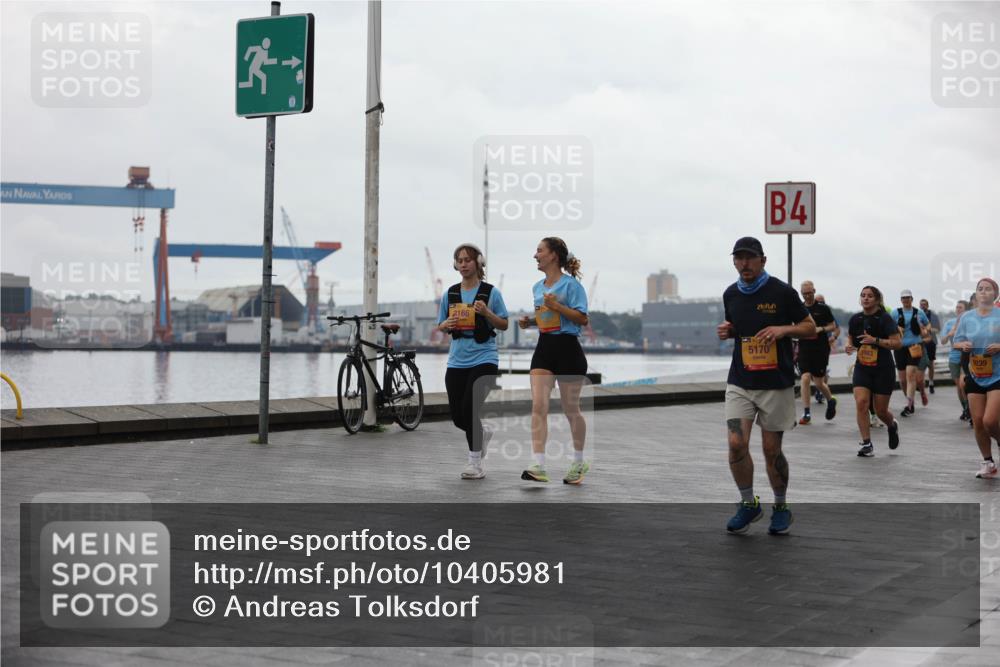 13.09.2026 - Kiel Lauf Andreas Tolksdorf http://msf.ph/oto/10405981 13.09.2026 11:07:40 Kiellinie 3, 3166, 5170, 4, 9239 meine-sportfotos.de