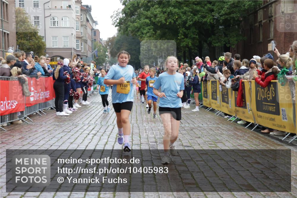13.09.2026 - Kiel Lauf Yannick Fuchs http://msf.ph/oto/10405983 13.09.2026 08:58:12 Ziel 734, 1462, 2710, 2908, 3145, 3150, 3492, 3567, 4491, 4550, 4995, 4999, 5005, 6246, 6350, 6428, 6588, 6984, 7026, 7031, 7574, 7576, 7812, 9097, 9372, 9490, 9585, 9622, 9701, 10350, 10427, 10566, 10890, 10899, 11077, 11638, 11673, 12216, 12357, 57, 689, 1051, 1520, 1714, 1791, 2326, 2439, 2964, 3020, 3359, 3375, 3691, 3891, 4025, 4182, 4185, 4321, 4382, 4383, 5093, 5219, 5244, 5666, 5733, 5762, 5765, 5895, 6056, 6984, 7058, 7547, 7604, 7608, 7609, 8668, 8674, 8675, 9324 meine-sportfotos.de