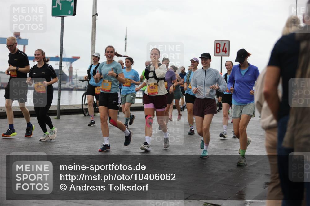 13.09.2026 - Kiel Lauf Andreas Tolksdorf http://msf.ph/oto/10406062 13.09.2026 11:07:47 Kiellinie 4401, 448, 9902, 4 meine-sportfotos.de