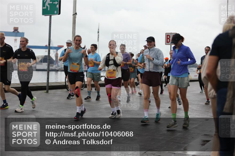 13.09.2026 - Kiel Lauf Andreas Tolksdorf http://msf.ph/oto/10406068 13.09.2026 11:07:47 Kiellinie 31, 992, 1439, 7835, 4401, 9902 meine-sportfotos.de