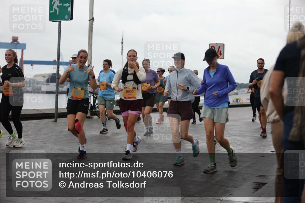13.09.2026 - Kiel Lauf Andreas Tolksdorf http://msf.ph/oto/10406076 13.09.2026 11:07:47 Kiellinie 4401, 7835, 992, 9902, 3754, 2180 meine-sportfotos.de