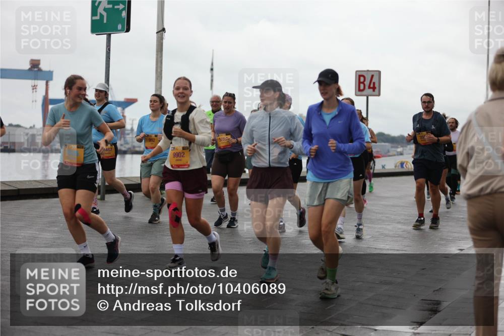 13.09.2026 - Kiel Lauf Andreas Tolksdorf http://msf.ph/oto/10406089 13.09.2026 11:07:47 Kiellinie 3, 39, 7835, 487, 992, 9902, 375, 4 meine-sportfotos.de