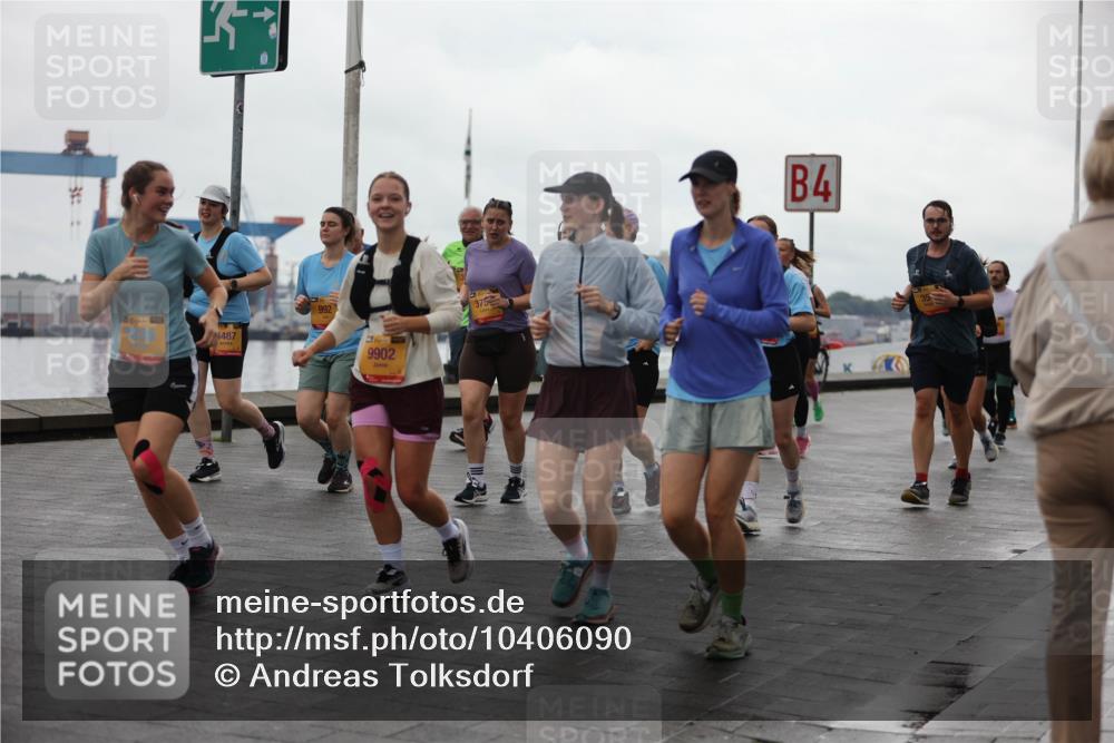 13.09.2026 - Kiel Lauf Andreas Tolksdorf http://msf.ph/oto/10406090 13.09.2026 11:07:47 Kiellinie 7835, 4487, 992, 3639, 9902, 375, 4 meine-sportfotos.de