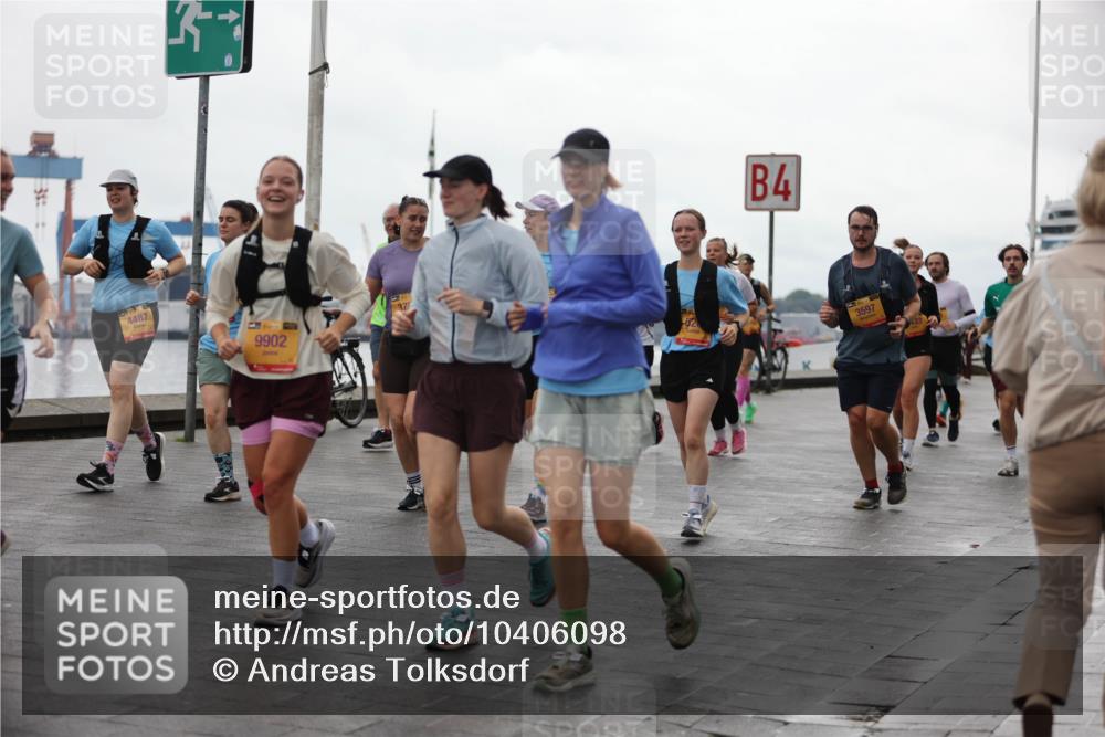 13.09.2026 - Kiel Lauf Andreas Tolksdorf http://msf.ph/oto/10406098 13.09.2026 11:07:48 Kiellinie 4487, 9902, 37, 4, 3597 meine-sportfotos.de
