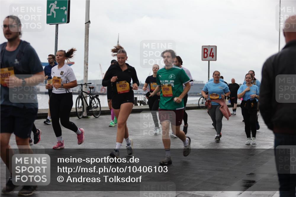 13.09.2026 - Kiel Lauf Andreas Tolksdorf http://msf.ph/oto/10406103 13.09.2026 11:07:52 Kiellinie 3597, 11848, 4433, 8766, 4, 10796 meine-sportfotos.de