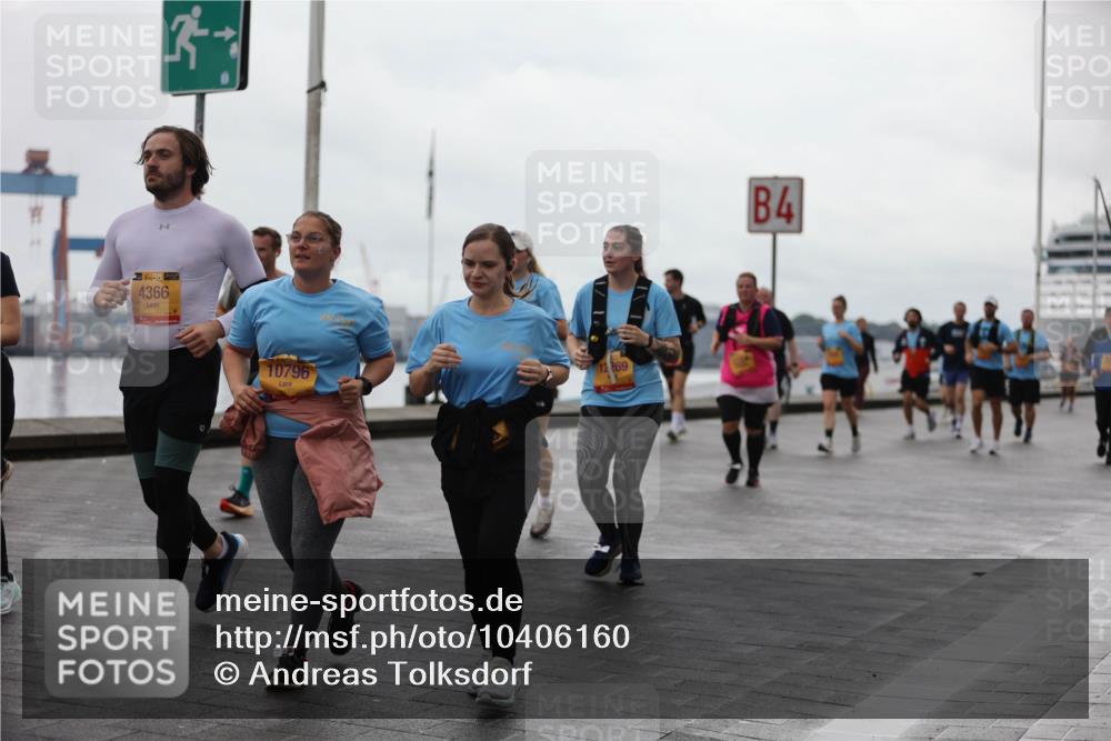 13.09.2026 - Kiel Lauf Andreas Tolksdorf http://msf.ph/oto/10406160 13.09.2026 11:07:54 Kiellinie 38, 4366, 10796, 12269, 4 meine-sportfotos.de