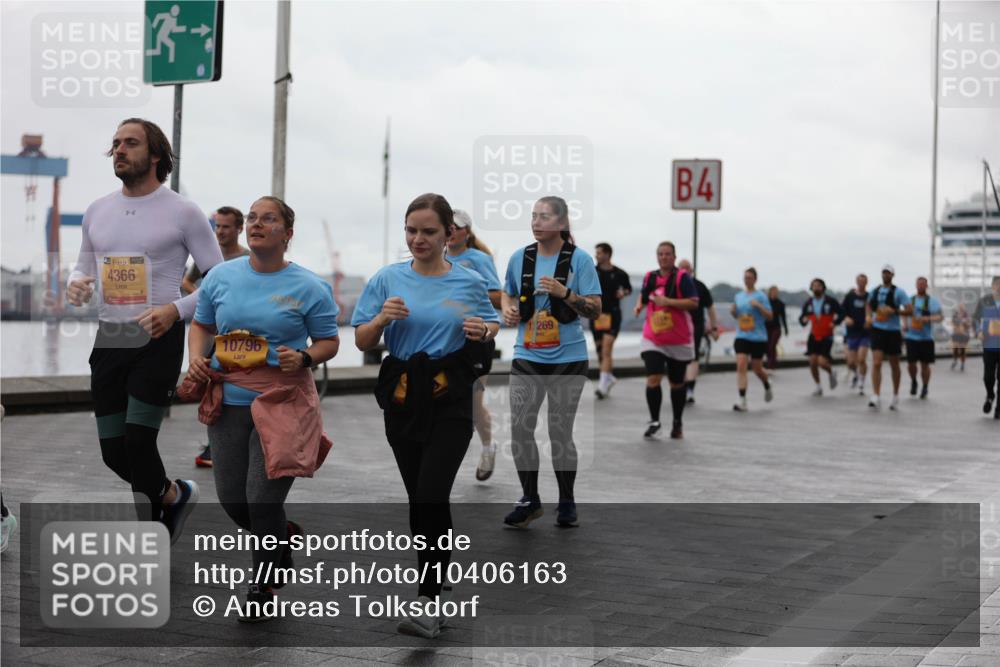 13.09.2026 - Kiel Lauf Andreas Tolksdorf http://msf.ph/oto/10406163 13.09.2026 11:07:54 Kiellinie 38, 4366, 10796, 269, 4 meine-sportfotos.de