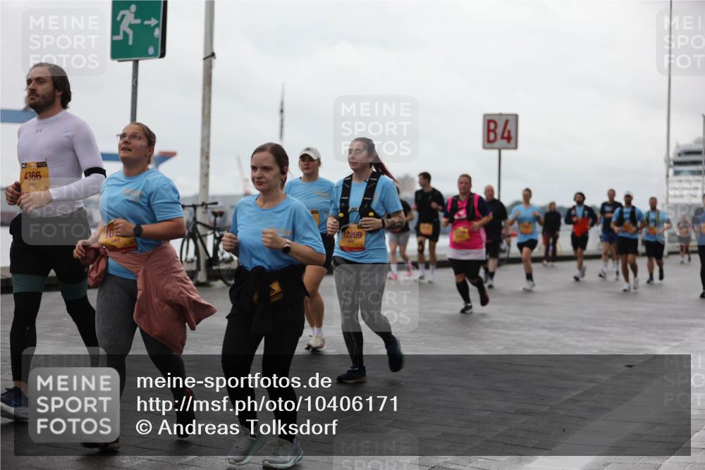 13.09.2026 - Kiel Lauf Andreas Tolksdorf http://msf.ph/oto/10406171 13.09.2026 11:07:55 Kiellinie 4366, 10, 12269, 4 meine-sportfotos.de