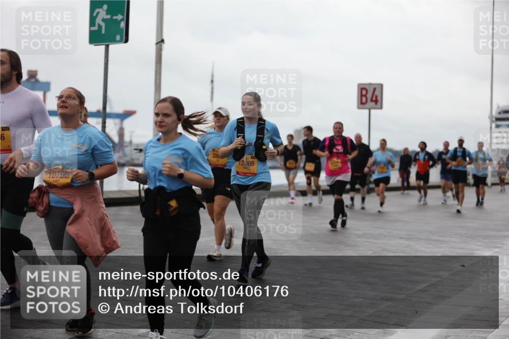 13.09.2026 - Kiel Lauf Andreas Tolksdorf http://msf.ph/oto/10406176 13.09.2026 11:07:55 Kiellinie 10796, 288, 39, 12, 69, 4 meine-sportfotos.de