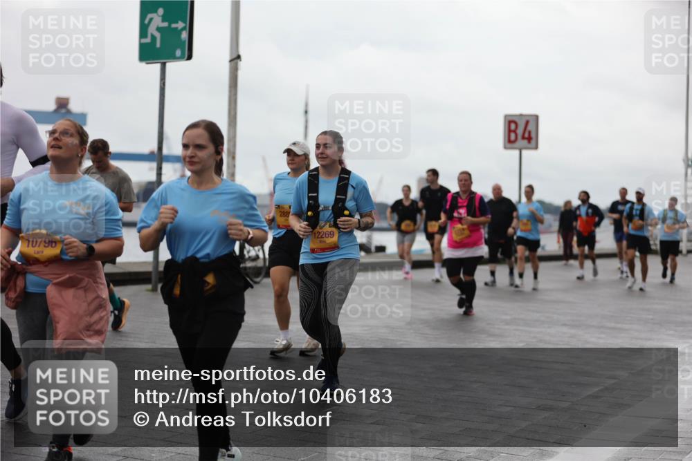 13.09.2026 - Kiel Lauf Andreas Tolksdorf http://msf.ph/oto/10406183 13.09.2026 11:07:55 Kiellinie 10796, 288, 12269, 4 meine-sportfotos.de