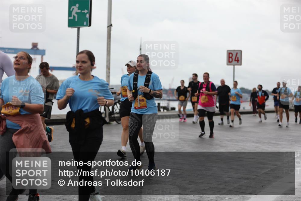 13.09.2026 - Kiel Lauf Andreas Tolksdorf http://msf.ph/oto/10406187 13.09.2026 11:07:55 Kiellinie 10796, 288, 12269, 4 meine-sportfotos.de