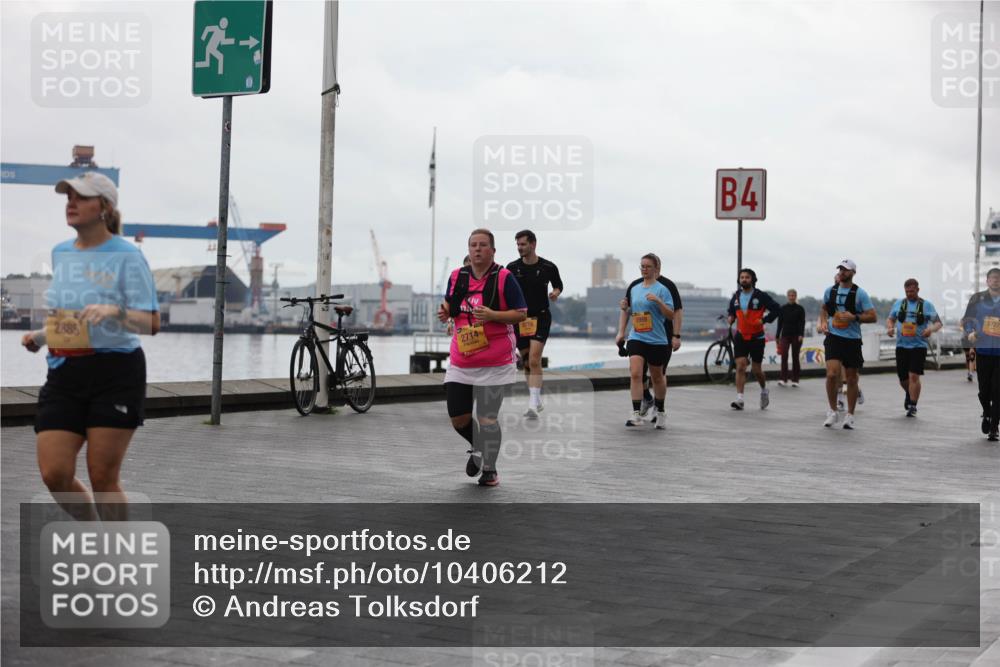 13.09.2026 - Kiel Lauf Andreas Tolksdorf http://msf.ph/oto/10406212 13.09.2026 11:07:57 Kiellinie 2885, 2714, 9716, 3959, 4, 2727 meine-sportfotos.de