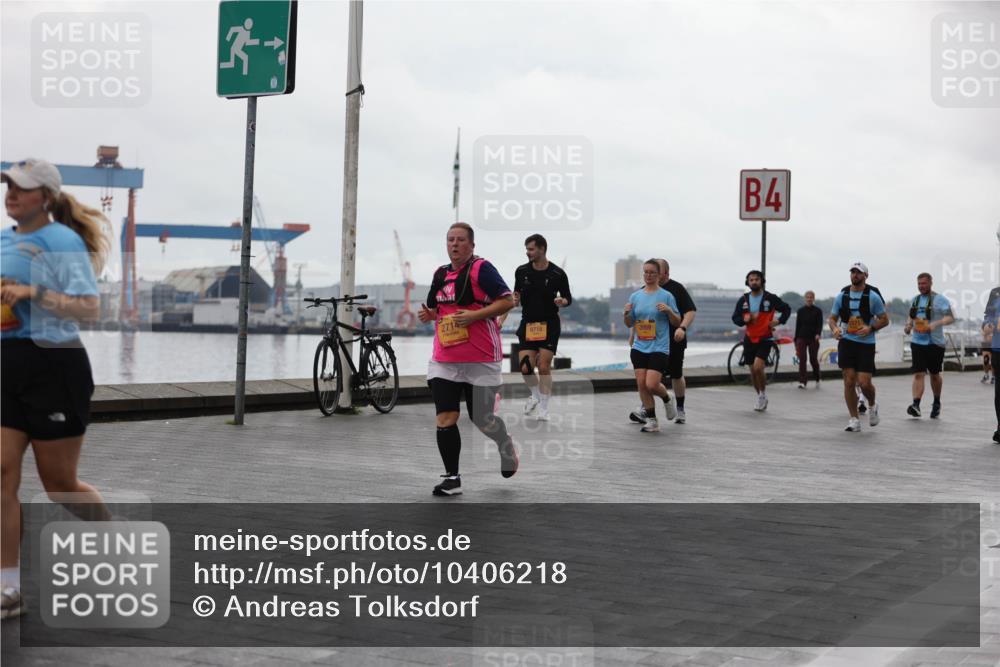 13.09.2026 - Kiel Lauf Andreas Tolksdorf http://msf.ph/oto/10406218 13.09.2026 11:07:57 Kiellinie 31, 2714, 9716, 4 meine-sportfotos.de