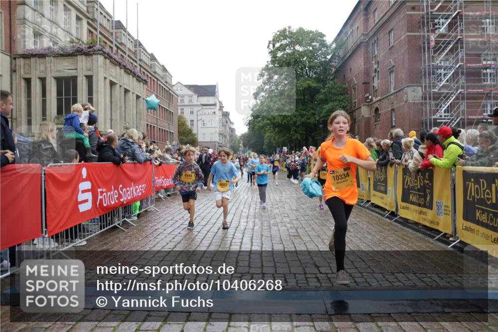 13.09.2026 - Kiel Lauf Yannick Fuchs http://msf.ph/oto/10406268 13.09.2026 08:58:41 Ziel 27, 339, 515, 1348, 2100, 4965, 5092, 5200, 5201, 5536, 5537, 6573, 7022, 7407, 8354, 9773, 11252, 11430, 11783, 12297, 734, 1158, 1188, 1382, 2710, 2908, 3145, 3150, 3217, 3492, 3686, 4115, 4491, 4546, 4550, 4622, 4965, 4999, 5005, 5908, 6246, 6428, 6588, 7018, 7026, 7031, 7574, 7576, 8067, 9097, 9372, 9490, 9585, 9620, 9622, 9701, 9852, 10242, 10566, 10890, 10899, 10925, 11077, 11638, 11673, 12216, 1119, 2725, 3242, 5106, 5629, 6151, 6883, 6896, 7223, 7739, 8944 meine-sportfotos.de
