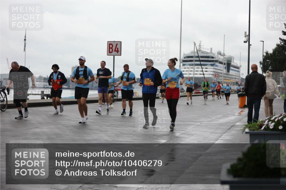 13.09.2026 - Kiel Lauf Andreas Tolksdorf http://msf.ph/oto/10406279 13.09.2026 11:08:00 Kiellinie 2571, 4, 2727, 11553, 3 meine-sportfotos.de